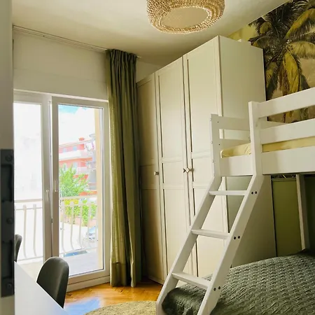 Seaside Apartmán *